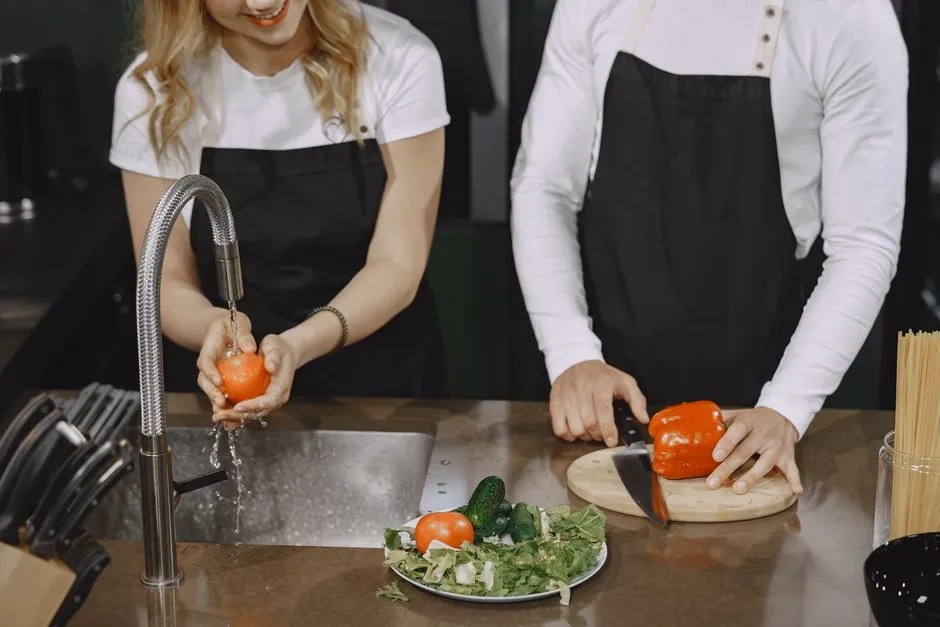 How to Wash Fruit and Vegetables Safely